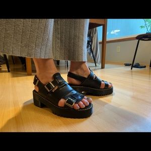 DR MARTENS “Ariel” Womens sandal size UK 7, EU 41, US 9.